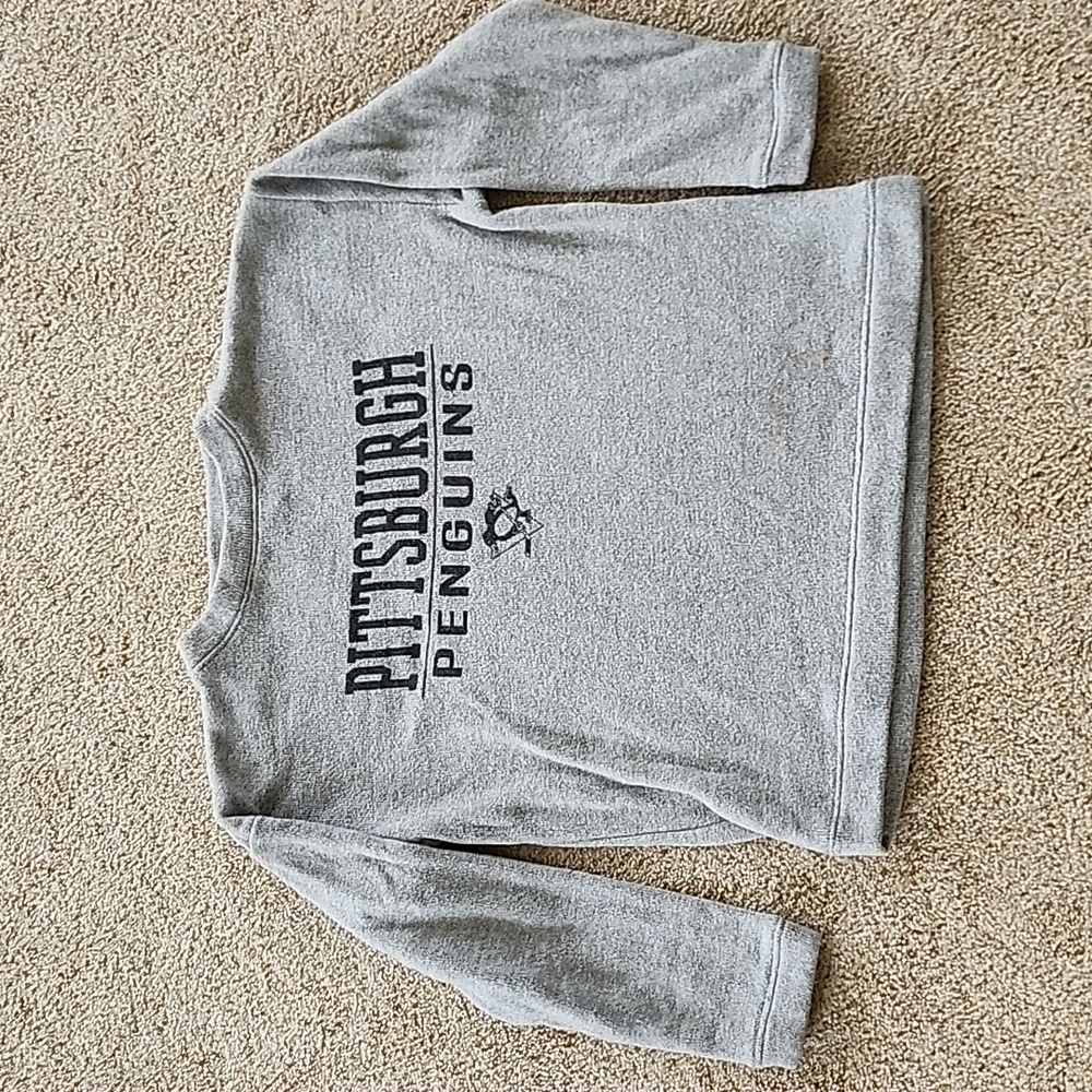 Womans size small pittsburgh penguins knit sweater gray crew neck